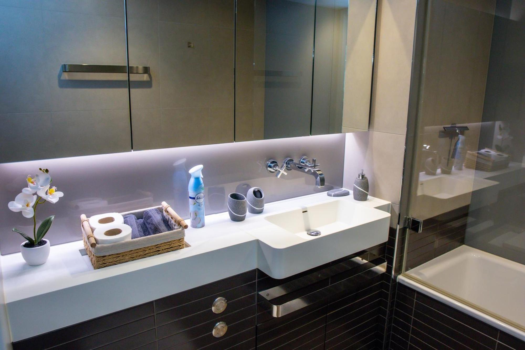 Luxury Apartment Steps From Battersea Power St And Close To Victoria & Chelsea Λονδίνο Εξωτερικό φωτογραφία